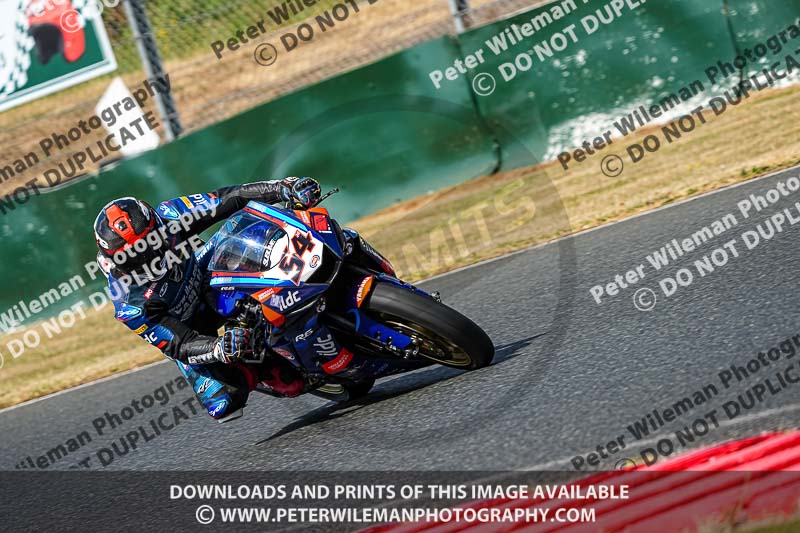 enduro digital images;event digital images;eventdigitalimages;mallory park;mallory park photographs;mallory park trackday;mallory park trackday photographs;no limits trackdays;peter wileman photography;racing digital images;trackday digital images;trackday photos